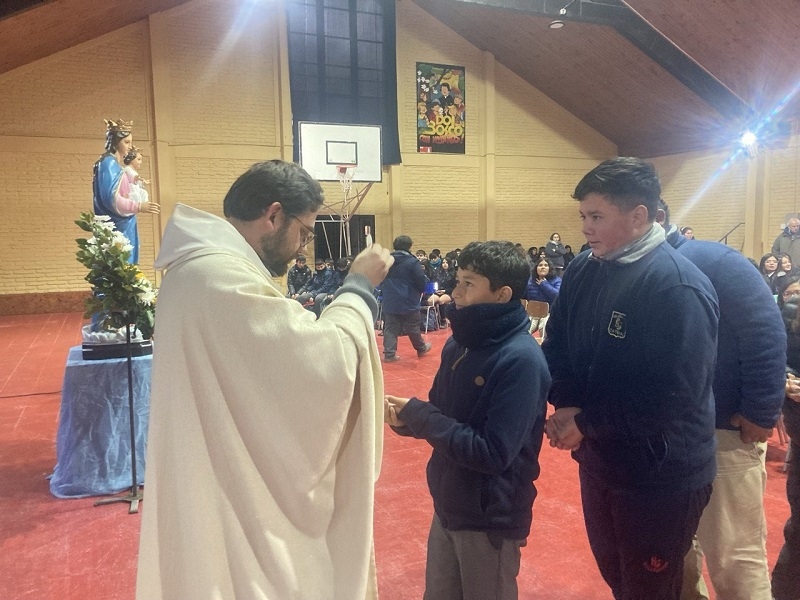 Celebraci&oacute;n Eucar&iacute;stica Mar&iacute;a Auxiliadora en la Escuela Agr&iacute;cola Salesiana