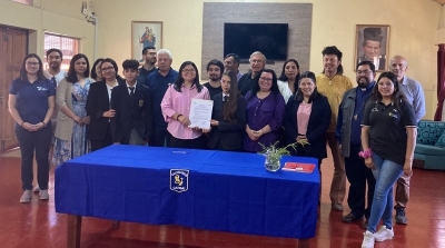 Firma del Proyecto de Manejo de Aguas Grises con la Fundaci&oacute;n "Un Alto en el Desierto"